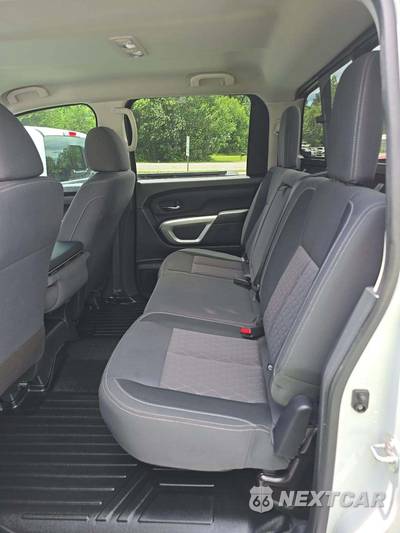 2022 Nissan TITAN XD SV Crew Cab Medium Bed - zdjęcie 13 z 23 - miniatura