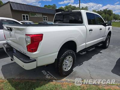 2022 Nissan TITAN XD SV Crew Cab Medium Bed - zdjęcie 3 z 23 - miniatura