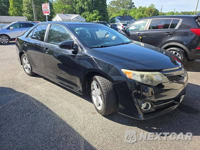 2014 Toyota Camry SE - zdjęcie 4 z 29 - miniatura