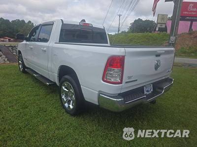 2022 Ram 1500 Big Horn Crew Cab Short Bed - zdjęcie 2 z 24 - miniatura