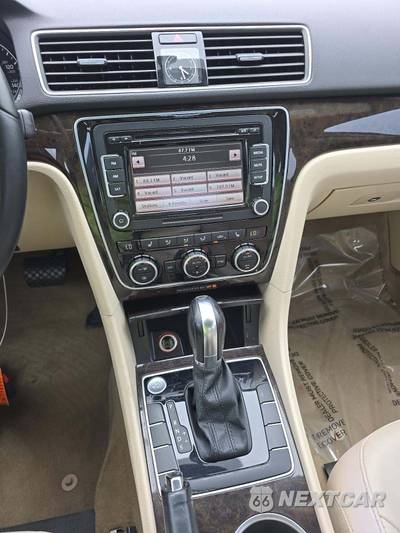 2014 Volkswagen Passat 1.8T SEL Premium - zdjęcie 10 z 20 - miniatura