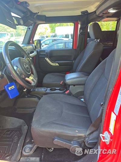 2016 Jeep Wrangler Unlimited Hard Rock Edition - zdjęcie 6 z 24 - miniatura