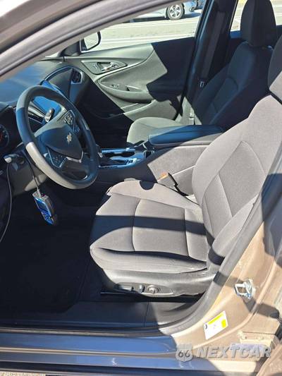 2025 Chevrolet Malibu LT 1LT - zdjęcie 6 z 24 - miniatura