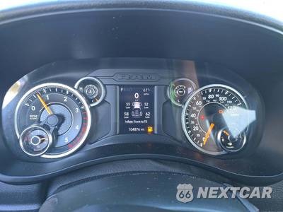 2022 Ram 2500 Tradesman Crew Cab Long Bed - zdjęcie 9 z 28 - miniatura