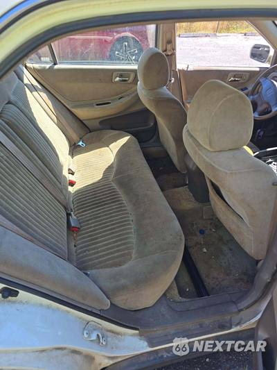 1998 Honda Accord Sedan LX - zdjęcie 16 z 39 - miniatura