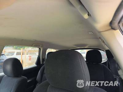2015 Nissan Pathfinder SV - zdjęcie 11 z 22 - miniatura