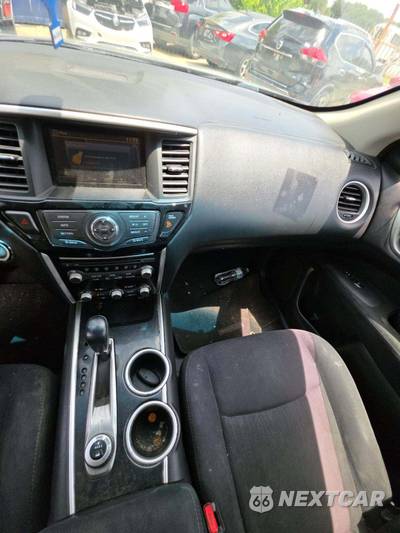 2015 Nissan Pathfinder SV - zdjęcie 10 z 22 - miniatura