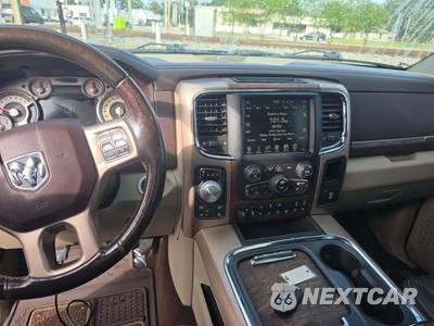 2016 Ram 1500 Laramie Longhorn Crew Cab Short Bed - zdjęcie 10 z 24 - miniatura