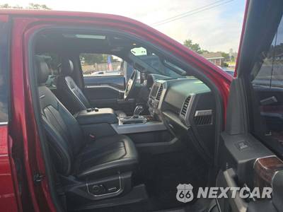 2017 Ford F-150 Platinum Crew Cab Short Bed - zdjęcie 18 z 24 - miniatura