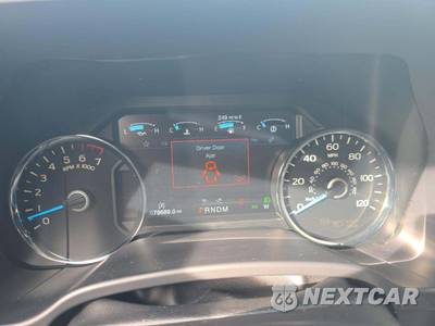 2017 Ford F-150 Platinum Crew Cab Short Bed - zdjęcie 9 z 24 - miniatura