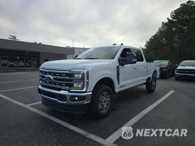 2025 Ford Super Duty F-350 Lariat Crew Cab Medium Bed