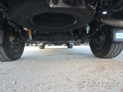 2024 Nissan TITAN PRO-4X Crew Cab Short Bed - zdjęcie 15 z 23 - miniatura