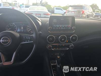2025 Nissan Sentra SV - zdjęcie 10 z 23 - miniatura