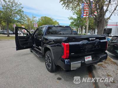 2024 Toyota Tundra Hybrid Limited Crew Cab Short Bed - zdjęcie 2 z 22 - miniatura