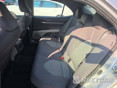 2022 Toyota Camry Hybrid LE - zdjęcie 10 z 25 - miniatura