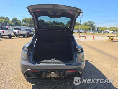 2025 Porsche Macan 4 Electric - zdjęcie 14 z 23 - miniatura