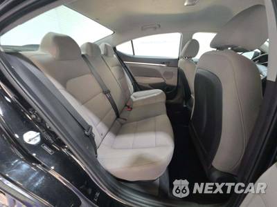 2020 Hyundai Elantra SEL Sedan - zdjęcie 16 z 29 - miniatura