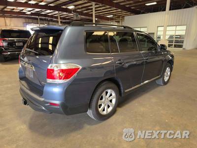 2011 Toyota Highlander SE - zdjęcie 3 z 23 - miniatura