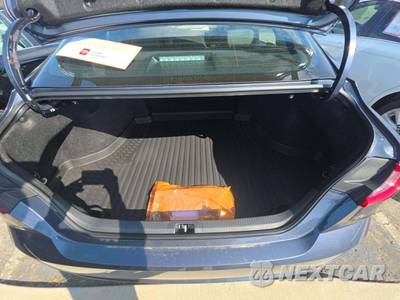 2026 Toyota Camry XSE - zdjęcie 14 z 22 - miniatura