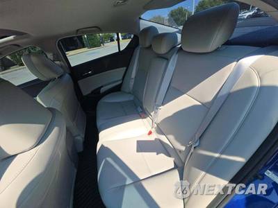 2016 Acura ILX w/Premium Package - zdjęcie 10 z 18 - miniatura