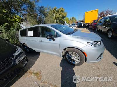 2026 Chrysler Pacifica Limited 121.6" WB - zdjęcie 4 z 25 - miniatura