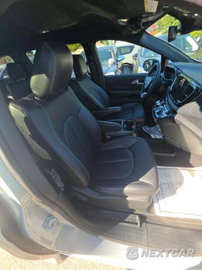 2026 Chrysler Pacifica Select 121.6" WB - zdjęcie 19 z 29 - miniatura