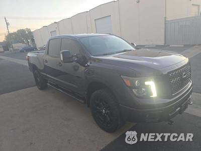 2019 Nissan TITAN XD SV Crew Cab Medium Bed - zdjęcie 4 z 25 - miniatura