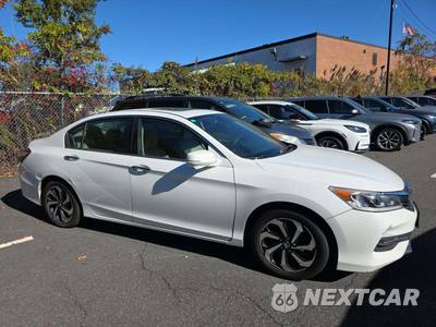 2016 Honda Accord Sedan EX w/Honda Sensing - zdjęcie 4 z 36 - miniatura