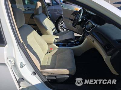 2016 Honda Accord Sedan EX w/Honda Sensing - zdjęcie 18 z 36 - miniatura