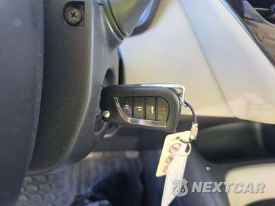 2024 Toyota Corolla Hybrid LE Sedan - zdjęcie 8 z 24 - miniatura