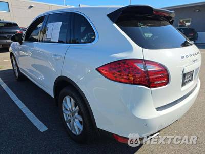 2013 Porsche Cayenne Tiptronic - zdjęcie 2 z 23 - miniatura