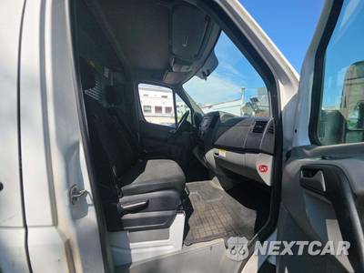 2014 Mercedes-Benz Sprinter 2500 Cargo Van Standard Roof 144.3" WB - zdjęcie 17 z 39 - miniatura
