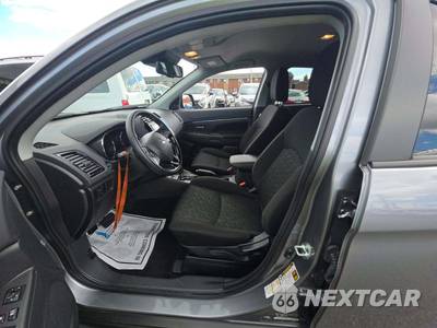 2026 Mitsubishi Outlander Sport 2.0 LE - zdjęcie 3 z 21 - miniatura