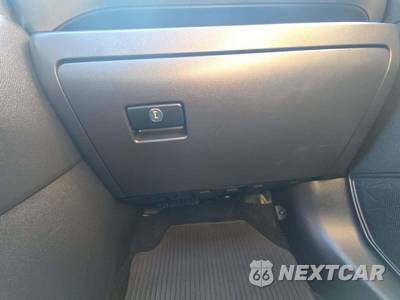 2024 Toyota RAV4 Prime SE - zdjęcie 19 z 26 - miniatura