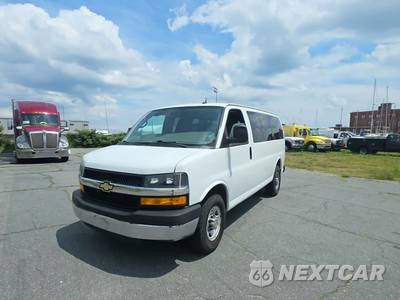 2015 Chevrolet Express 2500 Passenger Van LT 1LT 135.0" WB