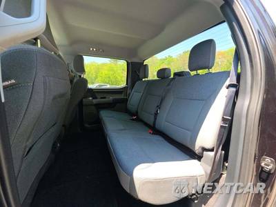 2025 Ford F-150 XLT Crew Cab Short Bed - zdjęcie 10 z 18 - miniatura