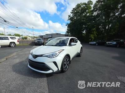 2020 Toyota C-HR XLE - zdjęcie 1 z 20 - miniatura
