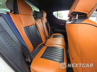2020 Toyota C-HR XLE - zdjęcie 13 z 20 - miniatura
