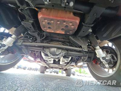 2025 Mercedes-Benz AMG G 63 4MATIC - zdjęcie 12 z 17 - miniatura