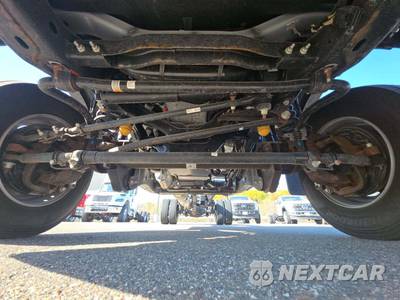 2024 Ford Super Duty F-600 Cab Chassis XL Regular Cab DRW - zdjęcie 14 z 17 - miniatura