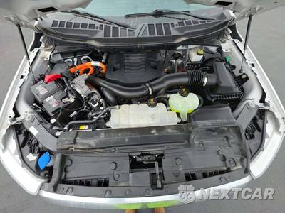 2023 Ford F-150 Hybrid Platinum Crew Cab Short Bed - zdjęcie 18 z 23 - miniatura
