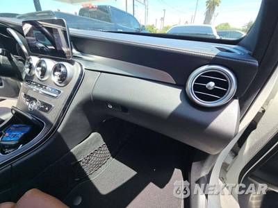 2019 Mercedes-Benz AMG C 43 4MATIC Sedan - zdjęcie 19 z 23 - miniatura