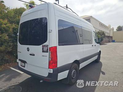 2024 Mercedes-Benz Sprinter 2500 Passenger Van Standard Roof 144.0" WB - zdjęcie 3 z 21 - miniatura