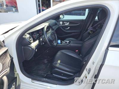 2017 Mercedes-Benz E 300 Sport Sedan - zdjęcie 6 z 25 - miniatura