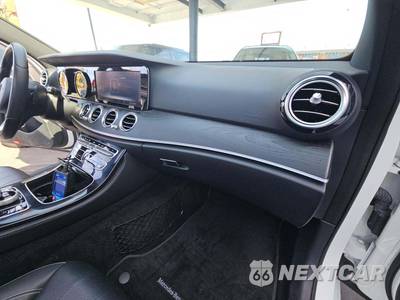2017 Mercedes-Benz E 300 Sport Sedan - zdjęcie 19 z 25 - miniatura