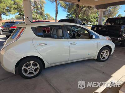 2012 Nissan LEAF SL - zdjęcie 4 z 28 - miniatura