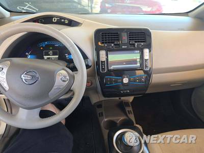 2012 Nissan LEAF SL - zdjęcie 10 z 28 - miniatura