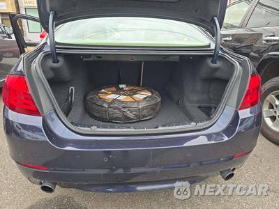 2012 BMW 5 Series Sedan 535i - zdjęcie 13 z 25 - miniatura
