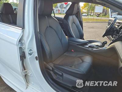 2021 Toyota Camry SE - zdjęcie 18 z 28 - miniatura