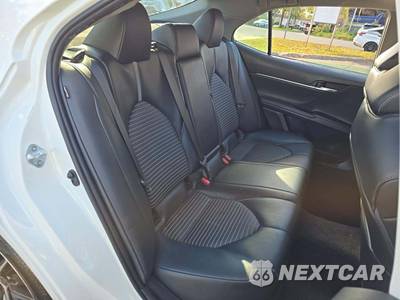 2021 Toyota Camry SE - zdjęcie 16 z 28 - miniatura